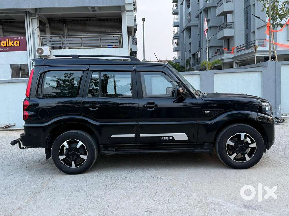 Mahindra Scorpio Classic 2.2 S 11 Mt 7 Str, 2023, Diesel