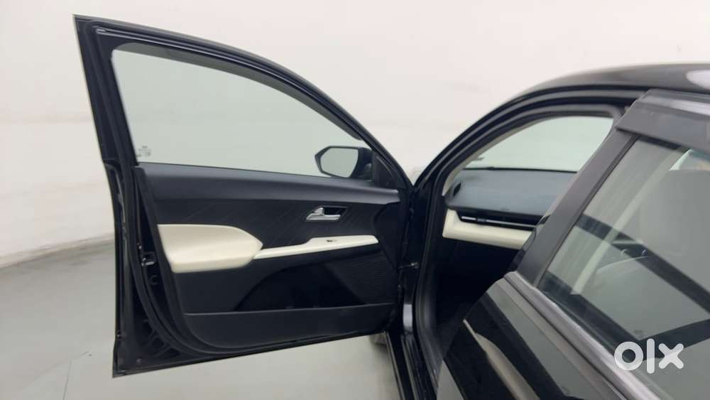 Hyundai Verna Ex 1.5 Petrol Mt, 2023, Petrol