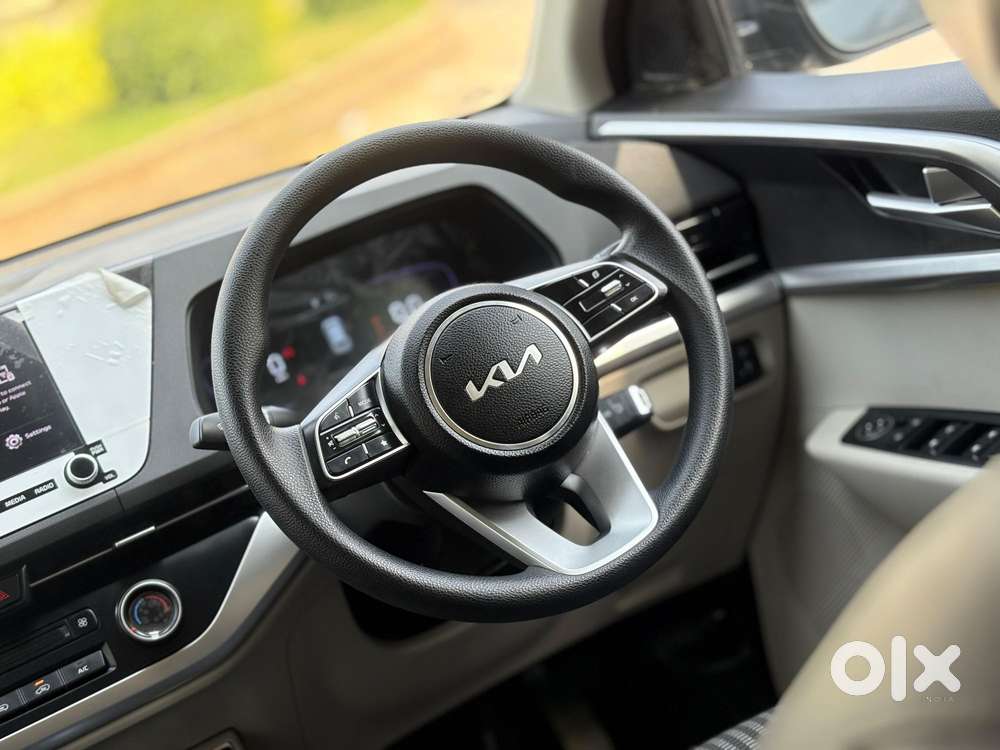 Kia Carens 1.4 Prestige Turbo 7 Str, 2023, Petrol