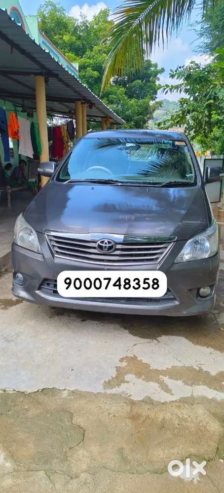 Toyota Innova 2012 Diesel Well Maintained