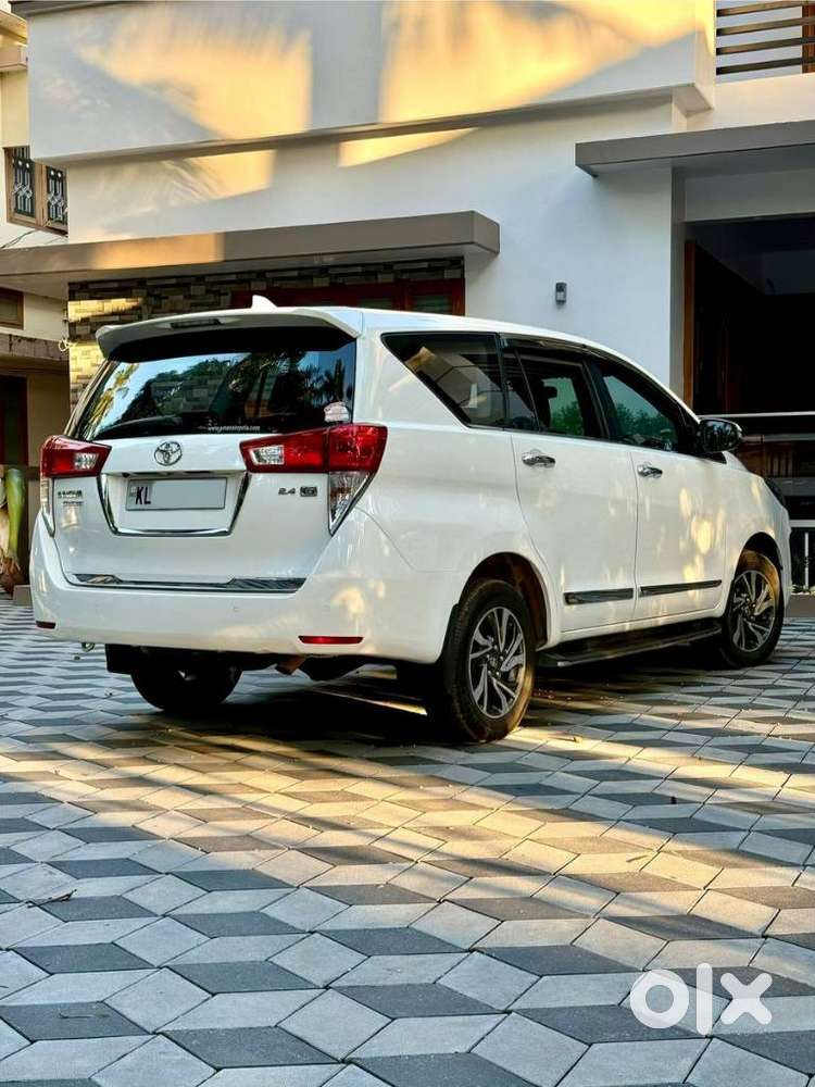 Toyota Innova Crysta 2.4 Gx Mt, 2021, Diesel