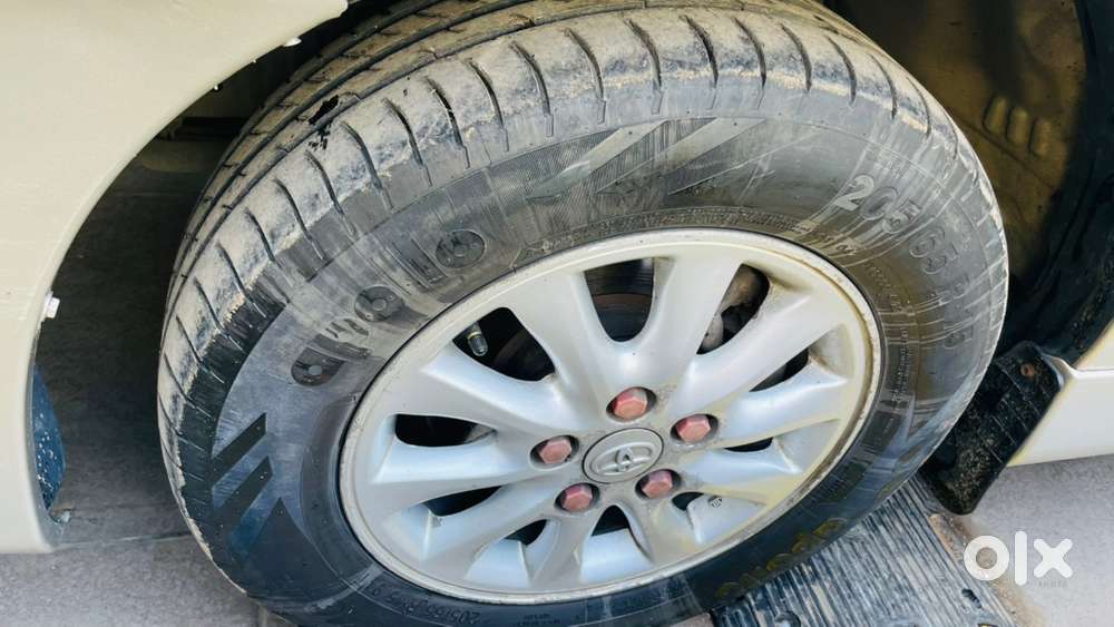 Toyota Innova 2014 Diesel Well Maintained