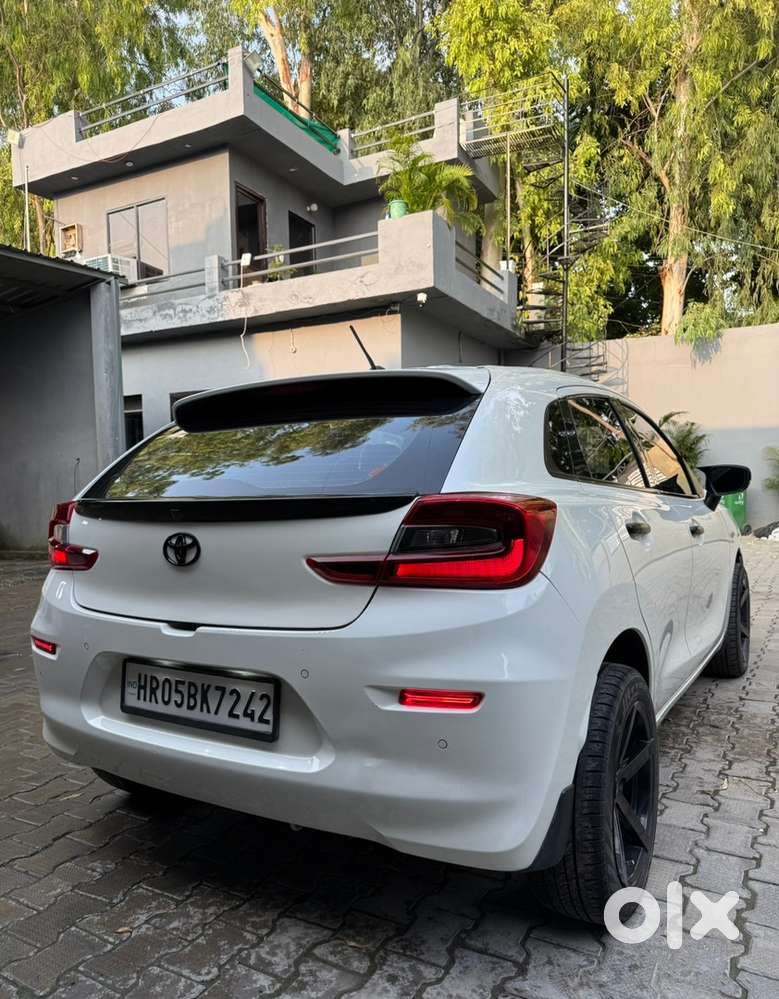 Toyota Glanza 2023 Petrol Well Maintained