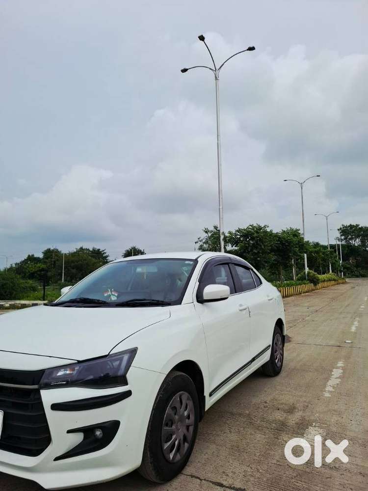 Maruti Suzuki Swift Dzire 1.3 Vxi, 2025, Cng & Hybrids