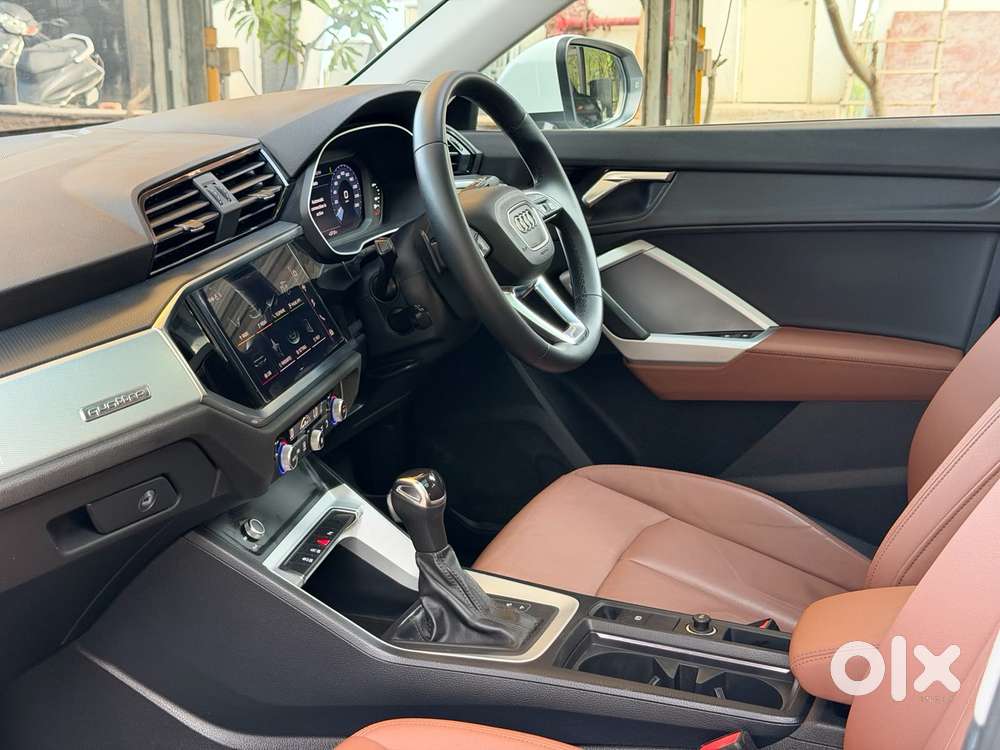Audi Q3 40 Tfsi Premium, 2023, Petrol