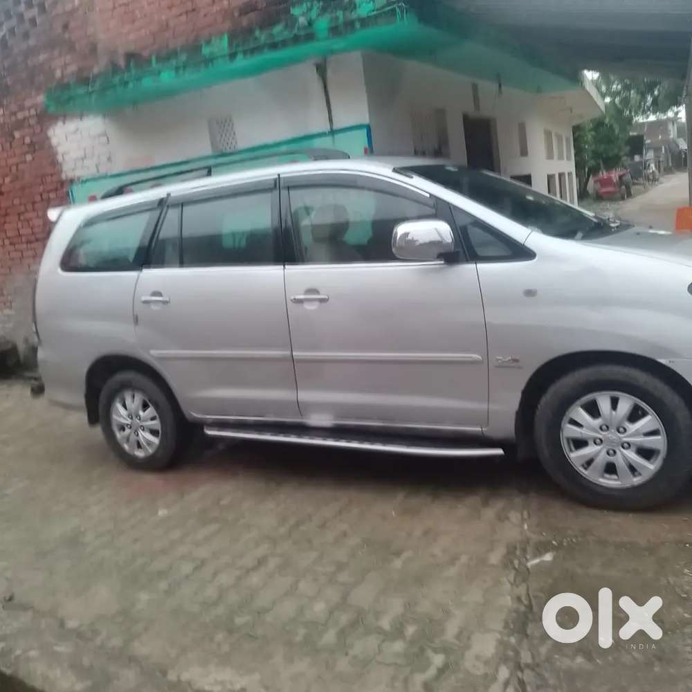 Toyota Innova Hycross 2011 Diesel Manual
