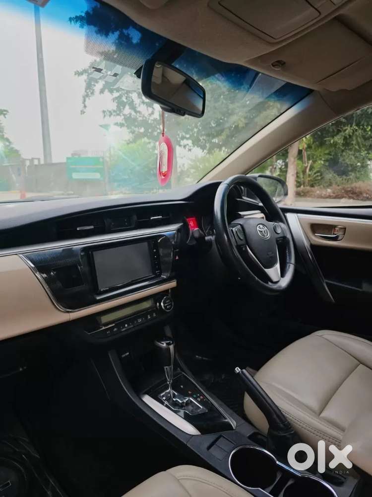 Toyota Corolla Altis 1.8 G Cvt, 2016, Petrol