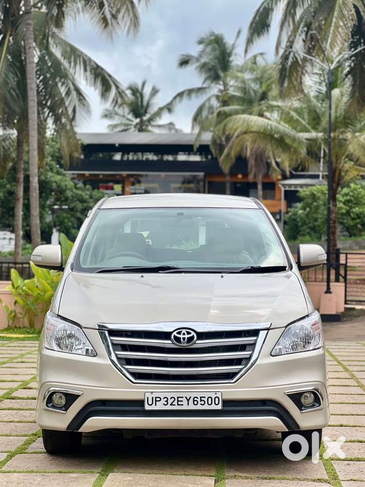 Toyota Innova 2.5 G (diesel) 8 Seater, 2013, Diesel