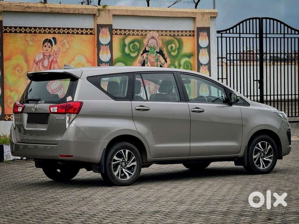 Toyota Innova Crysta [2020-ongoing] 2.4 Gx 8 Str, 2021, Diesel