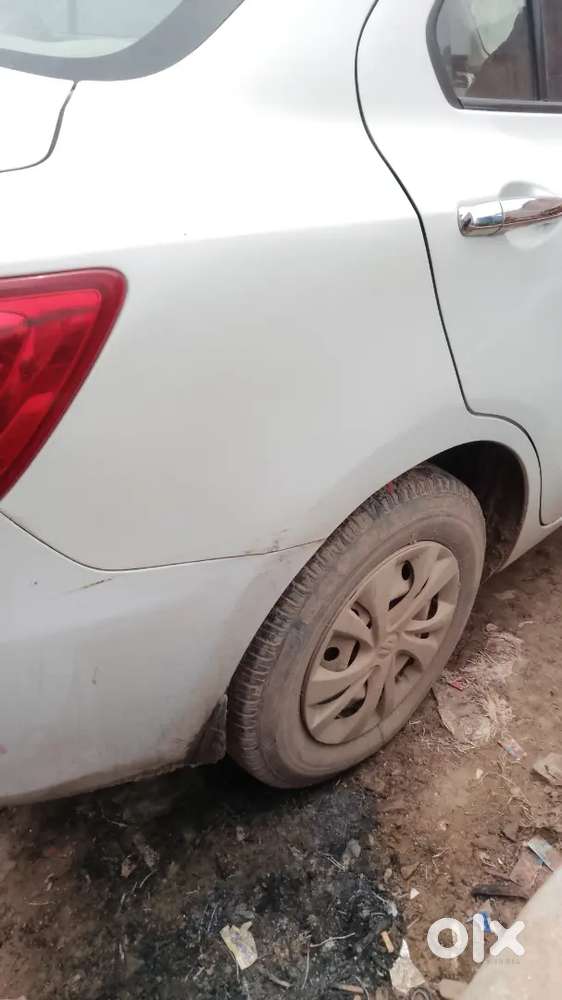 Maruti Suzuki Dzire 2023 Cng & Hybrids 127000 Km Driven