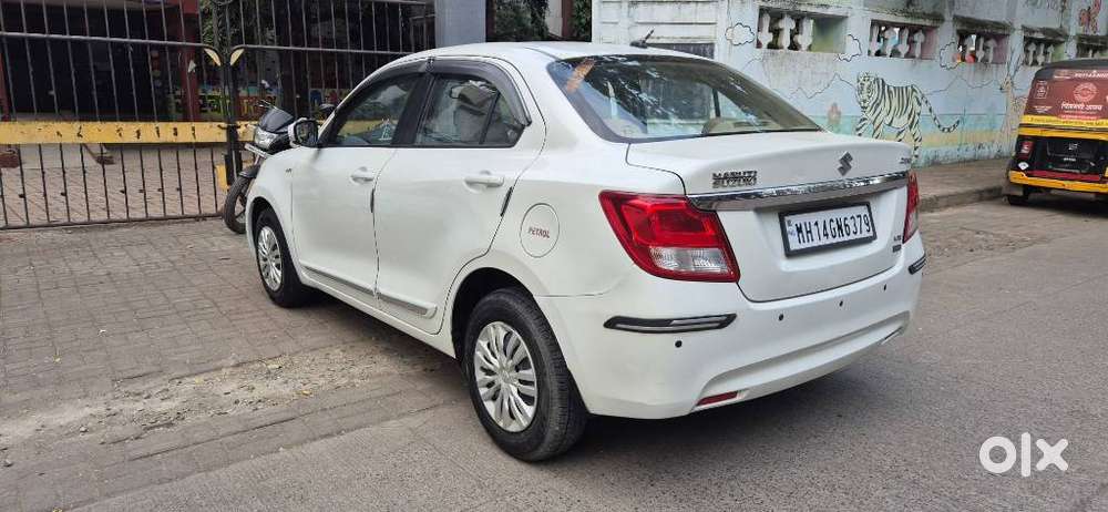 Maruti Suzuki Swift Dzire Amt Zxi Plus, 2018, Petrol
