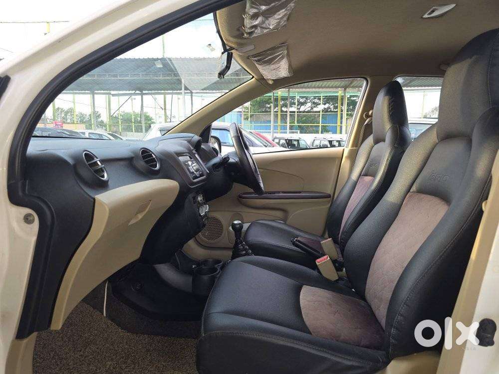 Honda Brio, 2012, Petrol