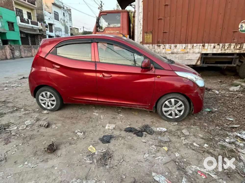 Hyundai Eon 2012 Petrol Well Maintained
