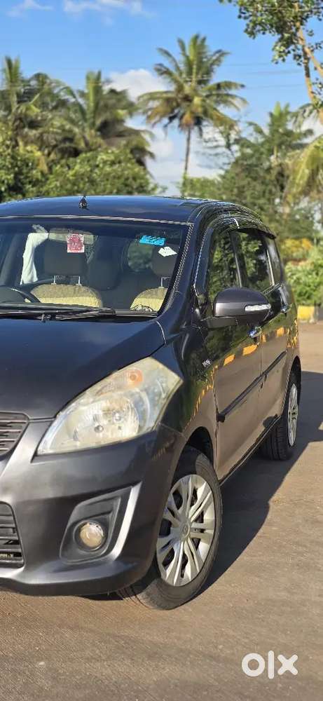 Maruti Suzuki Ertiga Vxi (cng) 2013