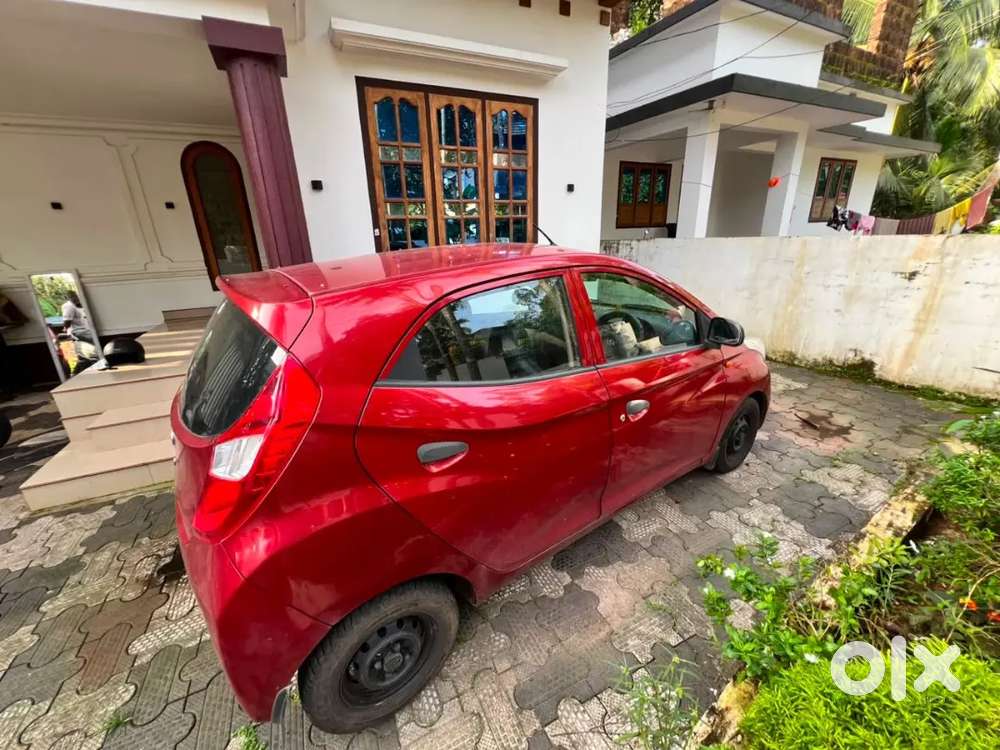 Hyundai Eon Magna 2012