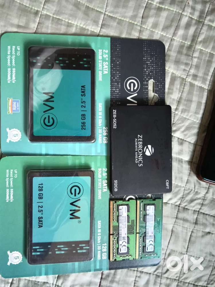 SSD /PC4 RAM