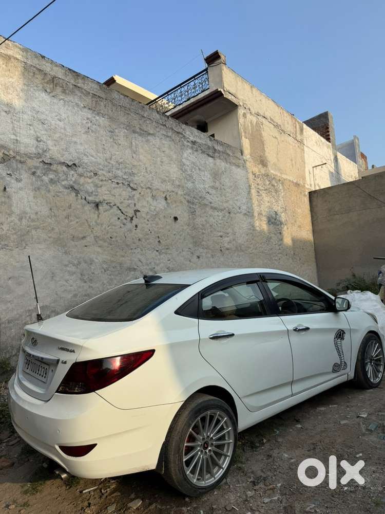 Hyundai Fluidic Verna 2012 Year