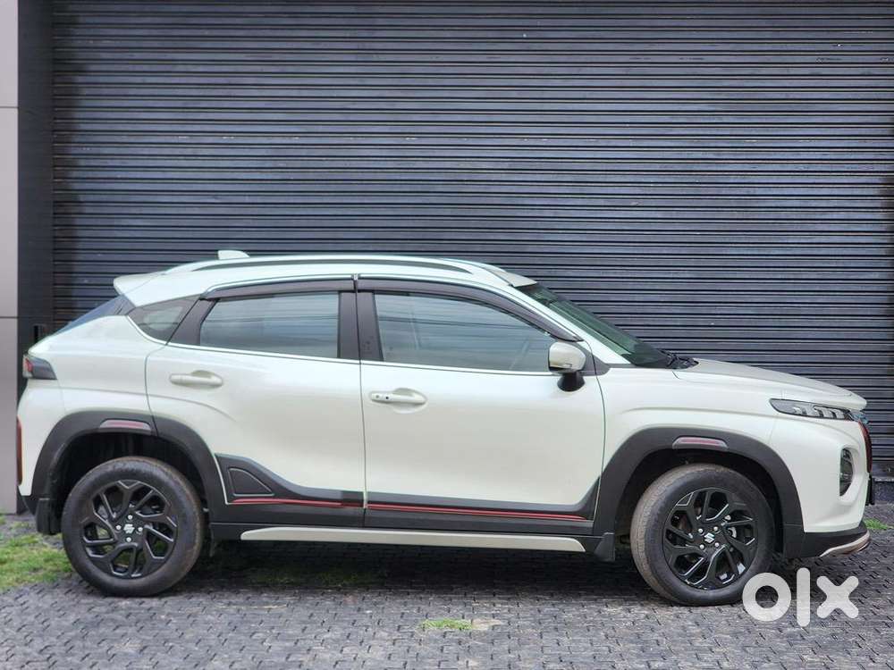Maruti Suzuki Fronx Turbo 2024 Petrol 30000 Km Driven