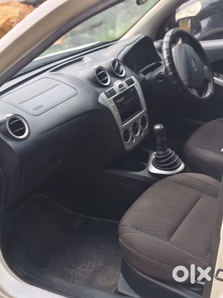 Ford Figo 2012 Petrol