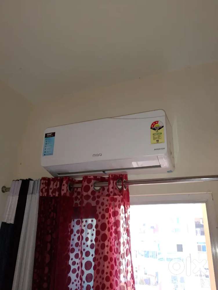 1 ton split AC marq very new condition