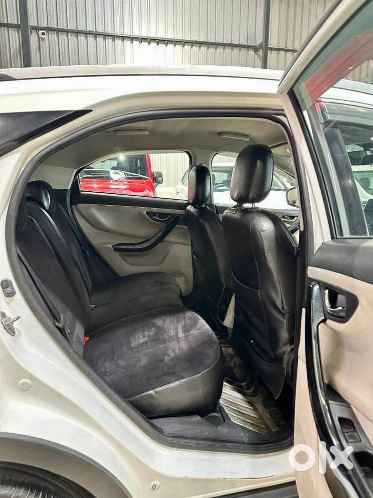 Tata Nexon 1.2 Revotron Xz Plus, 2023, Petrol