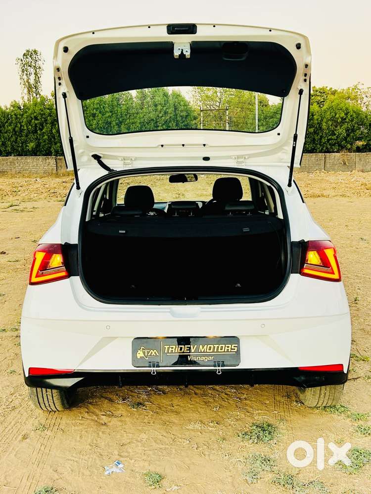 Hyundai New I20 1.2 Sportz Ivt, 2023, Petrol