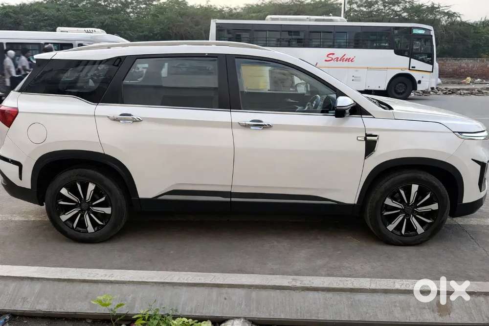Mg Hector Plus 2020