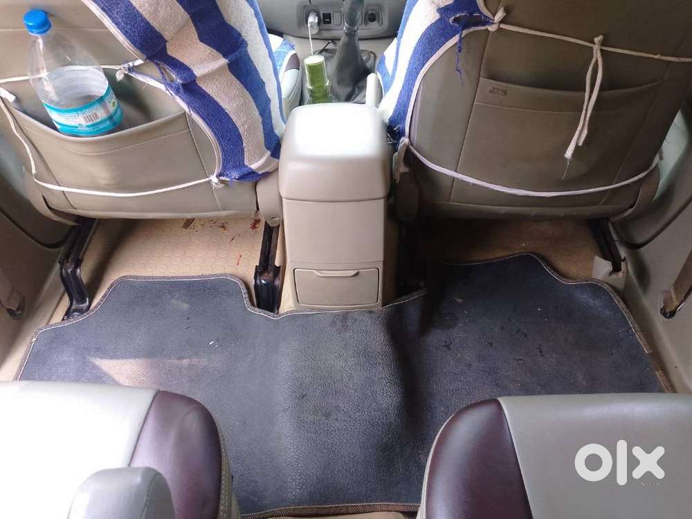 Toyota Innova 2.5 V Bs3 Well Maintained