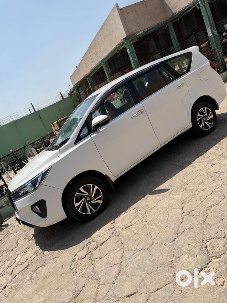 Toyota Innova Crysta 2.4 G Mt, 2021, Diesel