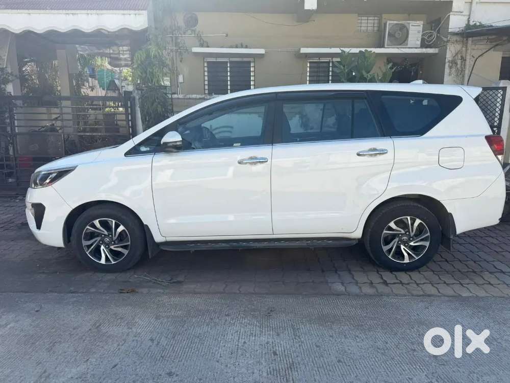 Toyota Innova Crysta 2021