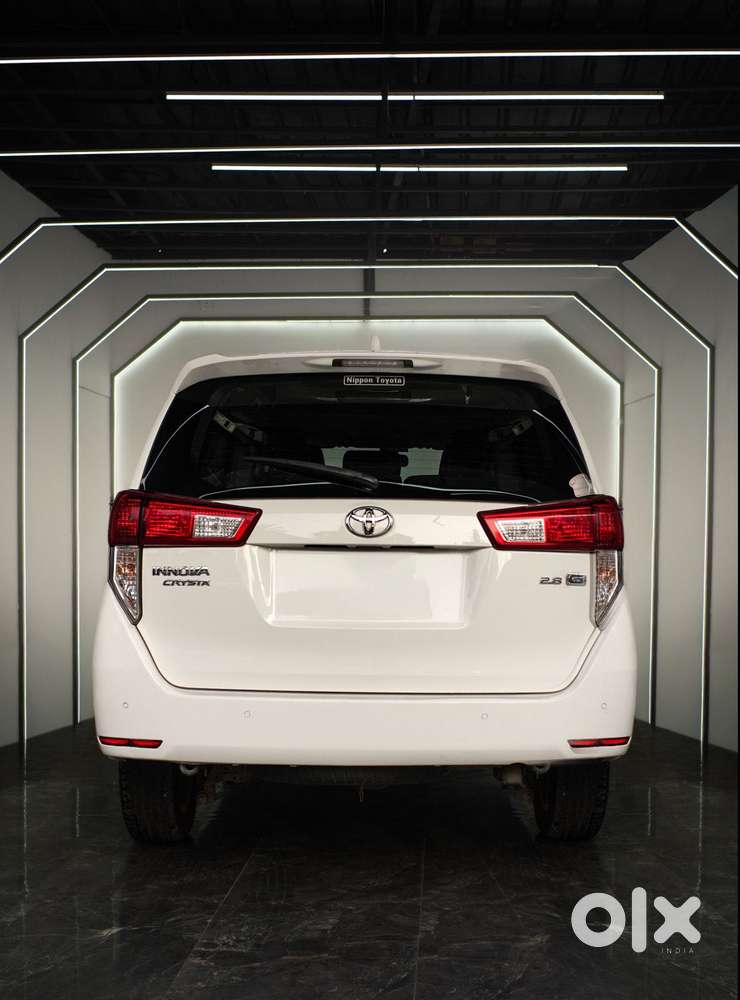 Toyota Innova Crysta