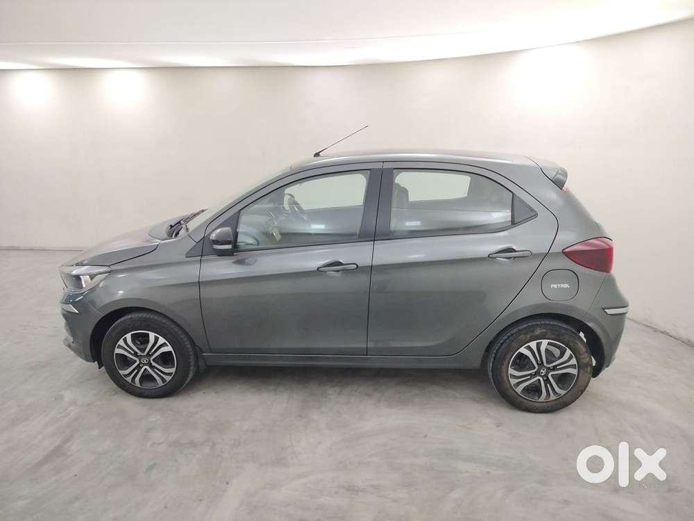Tata Tiago 1.05 Revotorq Xt, 2023, Petrol
