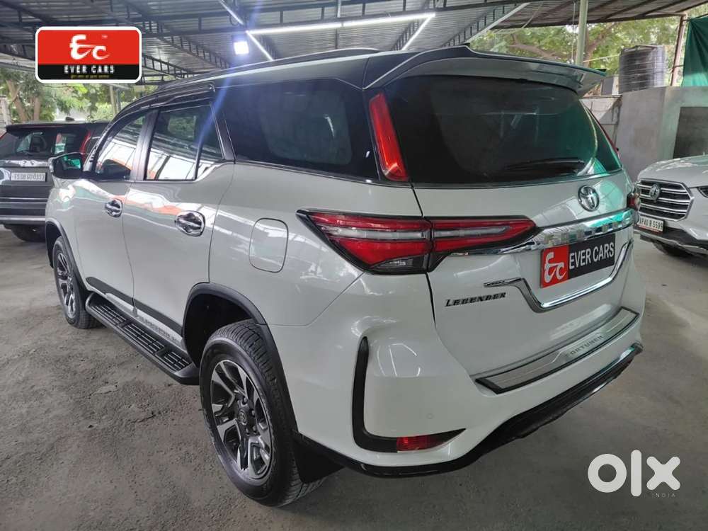 Toyota Fortuner Legender, 2022, Diesel