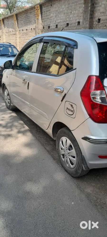 Hyundai I10 Sportz Petrol Automatic 2010