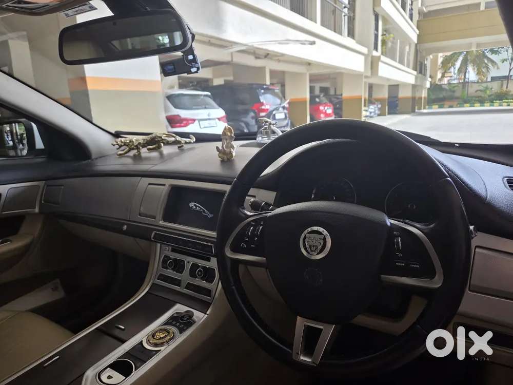 Jaguar Xf 2016 Petrol Well Maintained