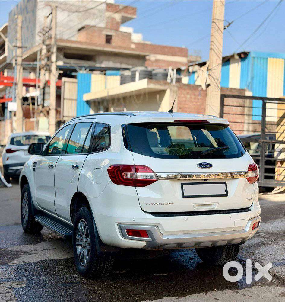 Ford Endeavour 3.2 Titanium At 4x4, 2016, Diesel