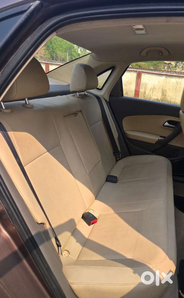 Volkswagen Vento 1.2l Tsi Highline Plus At Petrol, 2016, Petrol