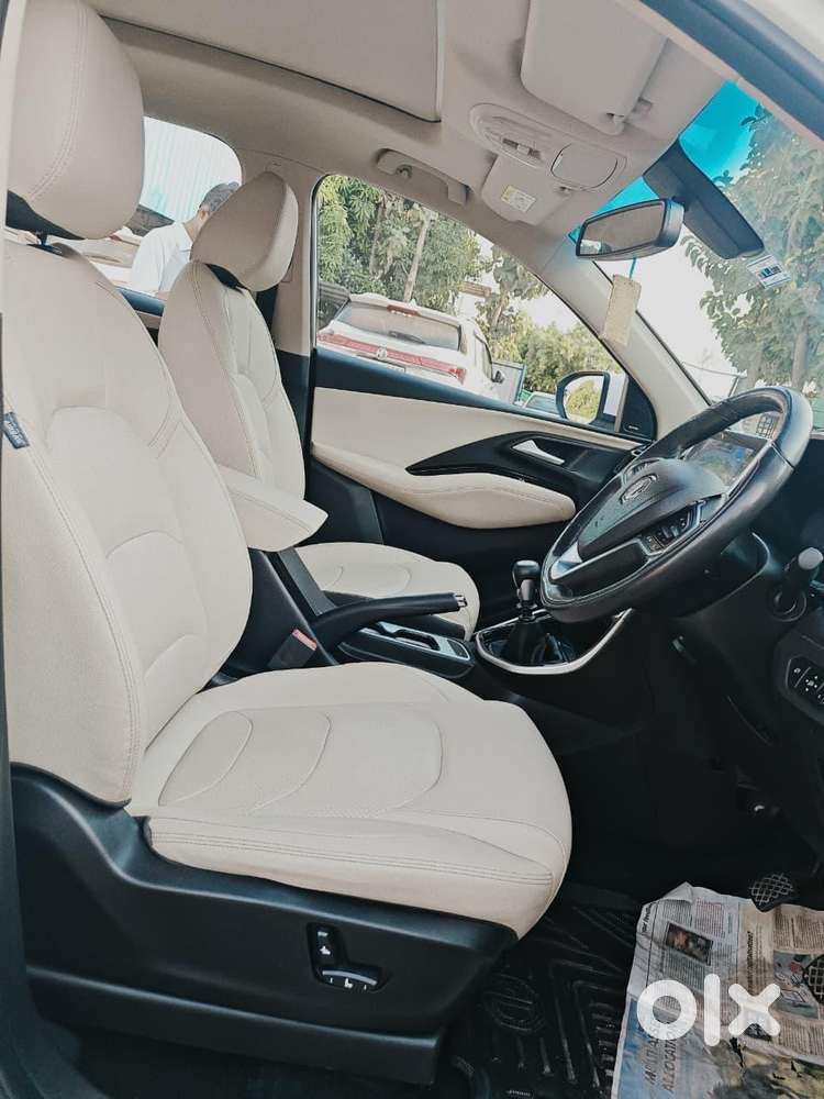 Mg Hector Sharp Pro 2.0 Turbo Diesel Mt Dual Tone, 2024, Diesel