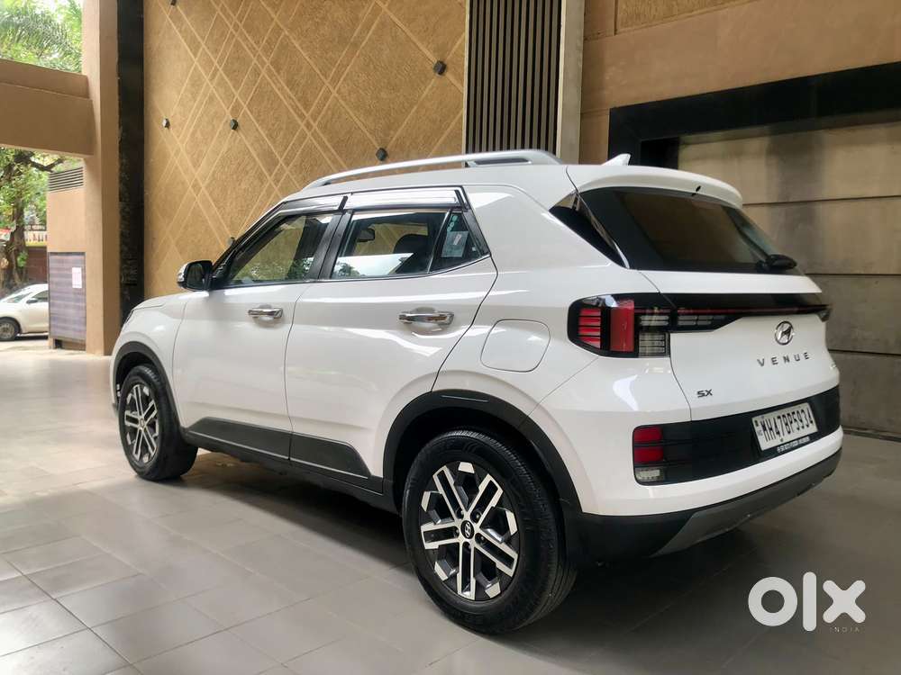 Hyundai Venue 1.0 Sx (o) Turbo Dct, 2024, Petrol