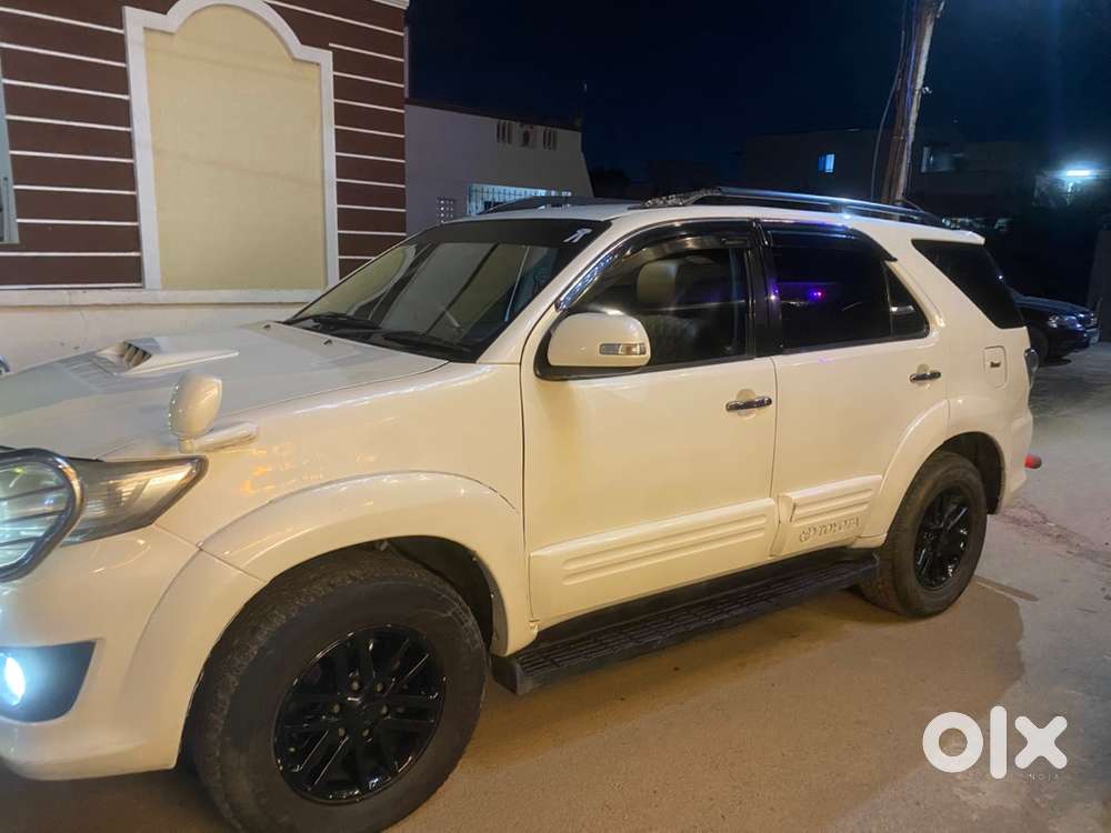 Toyota Fortuner Diesel 2013