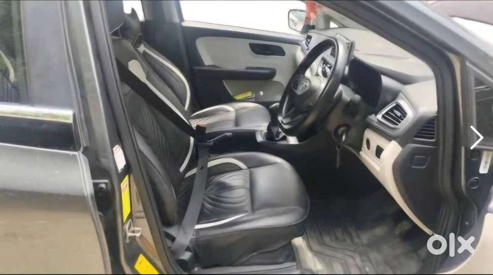 Altroz Am+ Icng Dwx 2023/2024