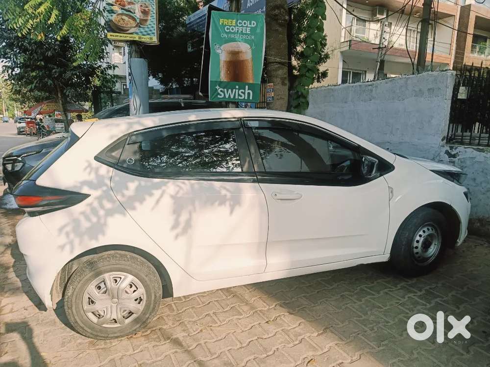2024 Tata Altroz Xe Cng