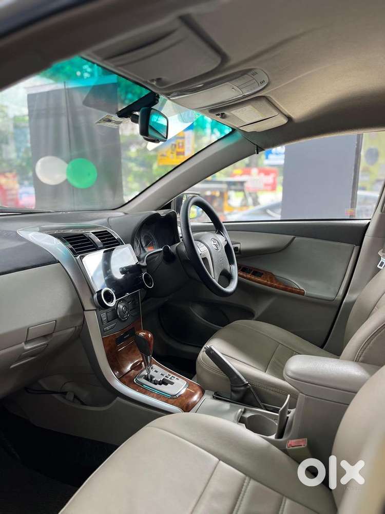 Toyota Corolla Altis 2008 Automatic Cng 128000 Km Driven
