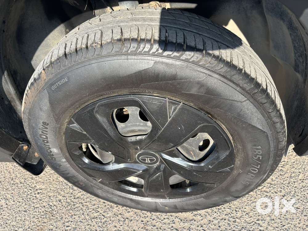 Tata Punch Camo Adventure Mt, 2023, Petrol