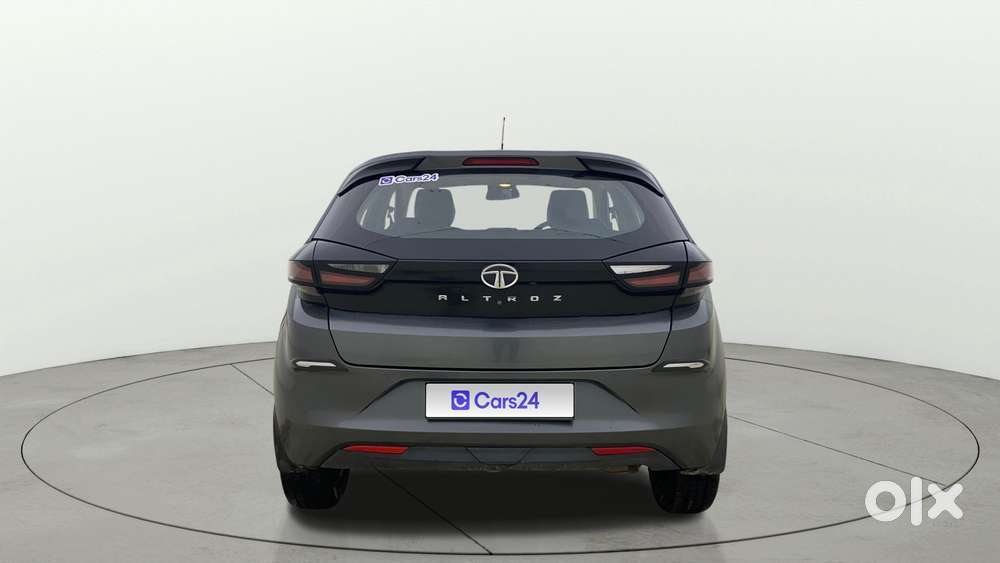 Tata Altroz 1.2 Xt, 2022, Petrol