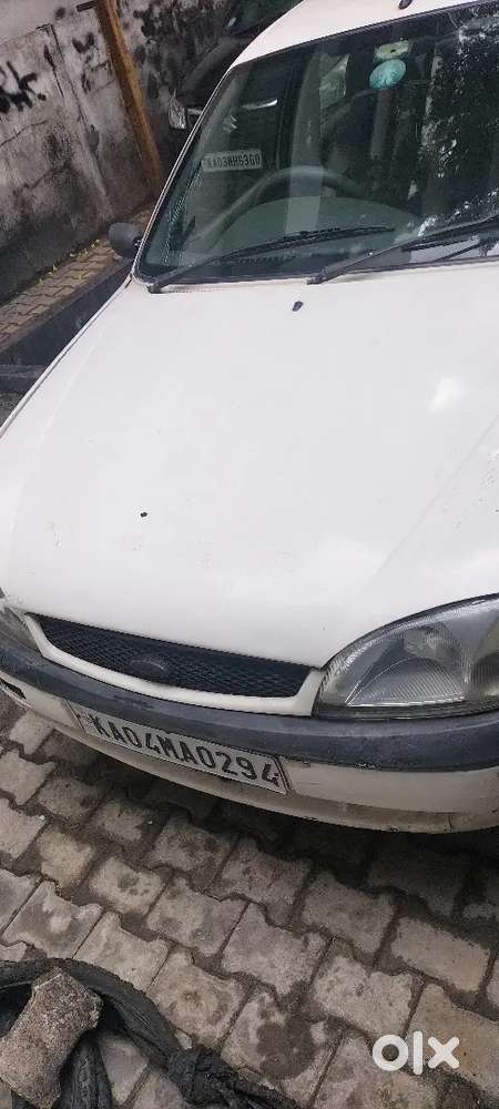 Ford Ikon 1.3 Zxi Petrol 2003