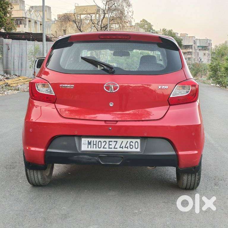 Tata Tiago 1.2 Revotron Xza, 2018, Petrol