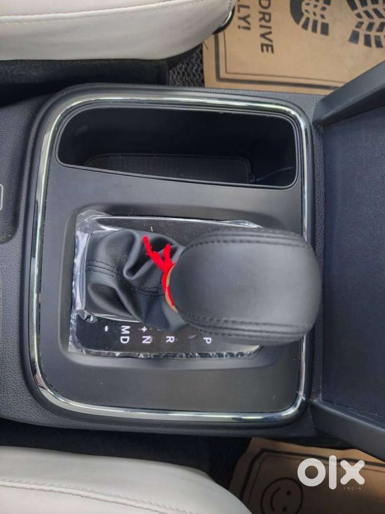 Mahindra Thar Roxx Ax7l Rwd Diesel At, 2026, Diesel