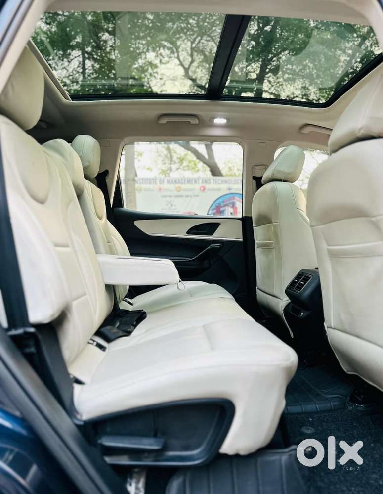 Mahindra Xuv700 2.2 Ax 5 Diesel Mt 7 Str, 2022, Diesel
