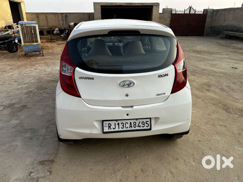 Hyundai Eon Sportz Petrol 2013